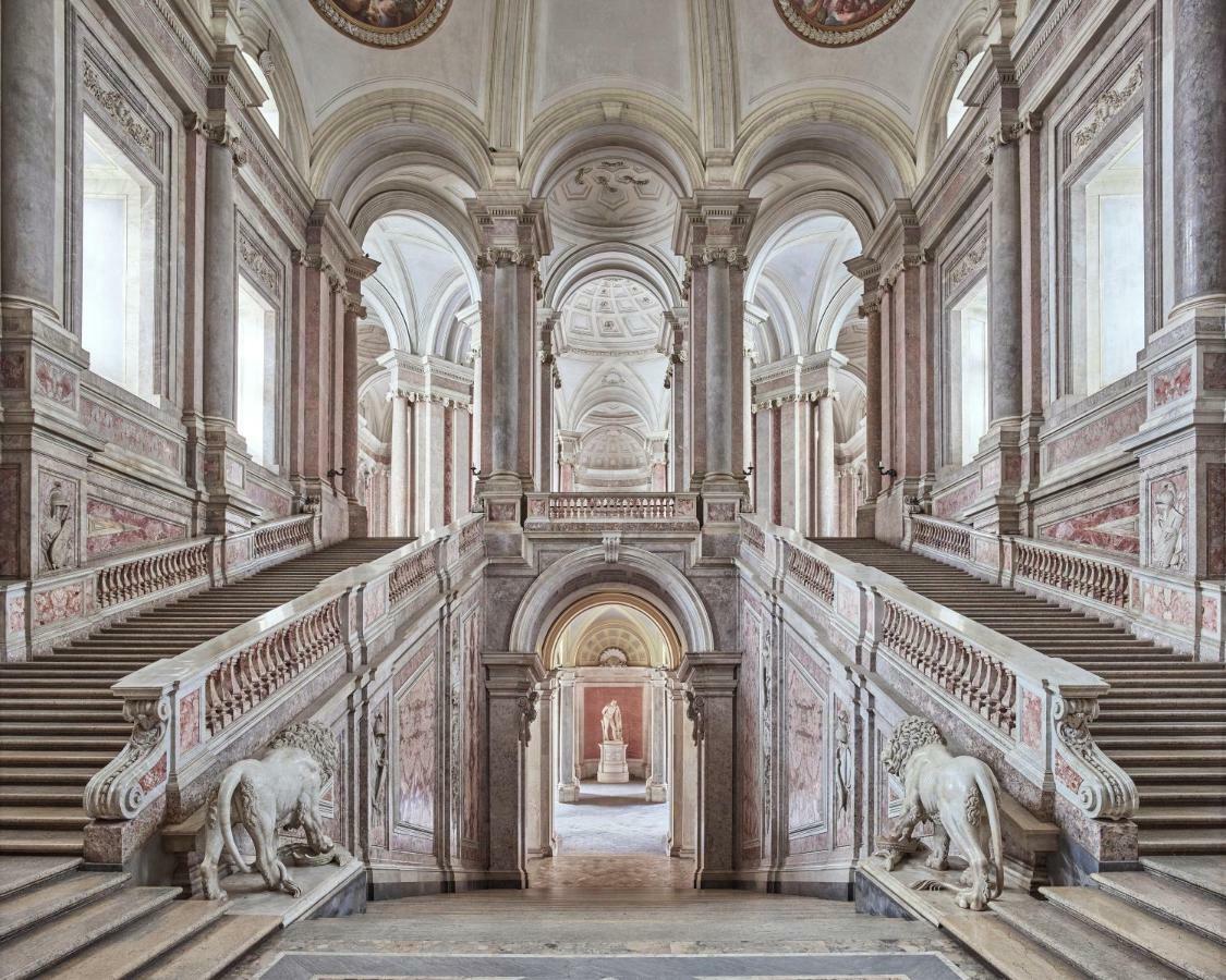 Апартаменты Residenza Carlo Di Borbone Казерта Экстерьер фото